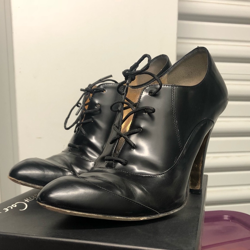 Kenneth Cole Collection Black Lace-Up Booties